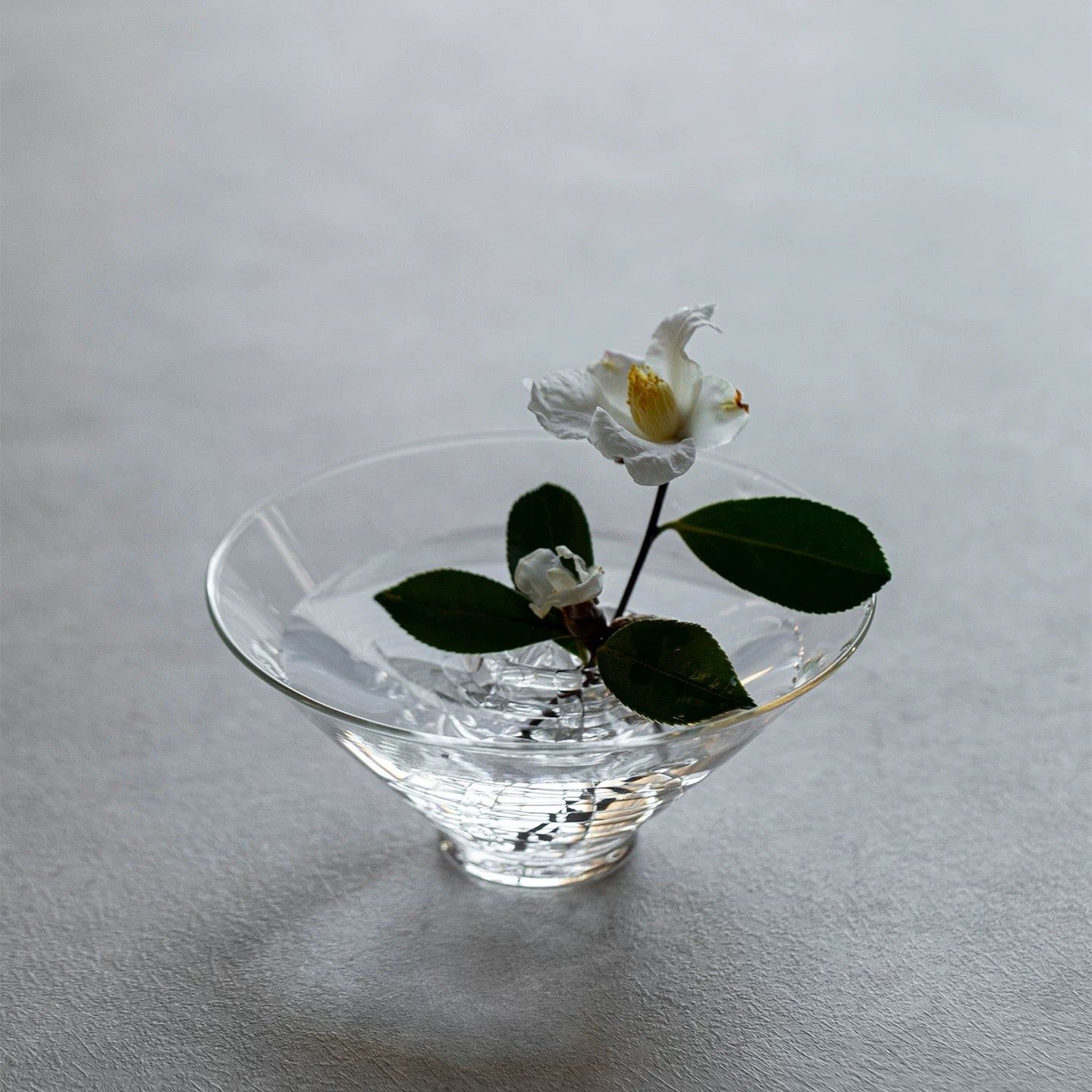 Knot GLass Flower Frog